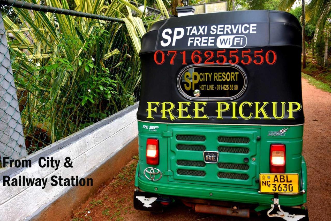 S P City Resort Anuradhapura Exterior foto